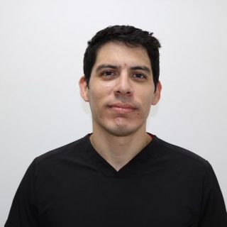 https://amazingdentalbaja.com/wp-content/uploads/2025/08/Dr.-Edel-320x320.jpg
