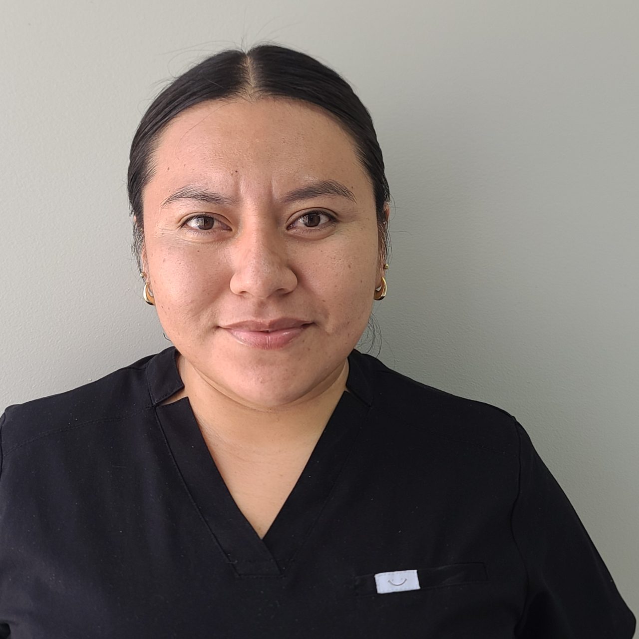 https://amazingdentalbaja.com/wp-content/uploads/2025/08/Rosalba-1280x1280.jpg